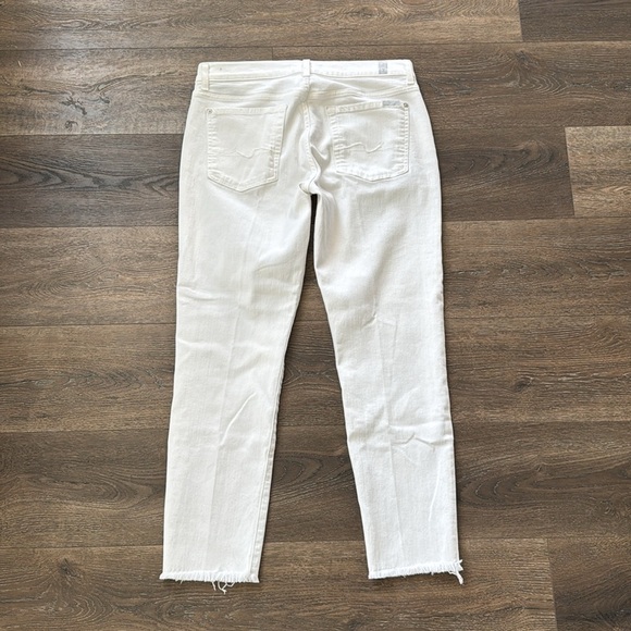 7 For All Mankind Jeans.  White.  Women’s size 31. - Picture 6 of 8